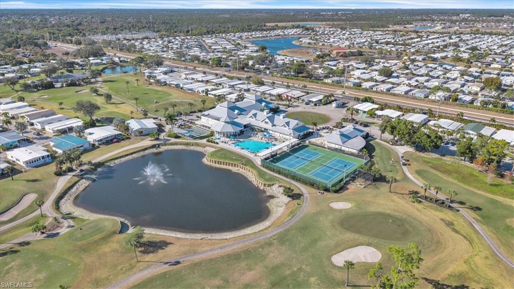 SIX LAKES COUNTRY CLUB - Residential