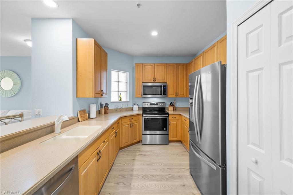 SWEETWATER BAY - Residential