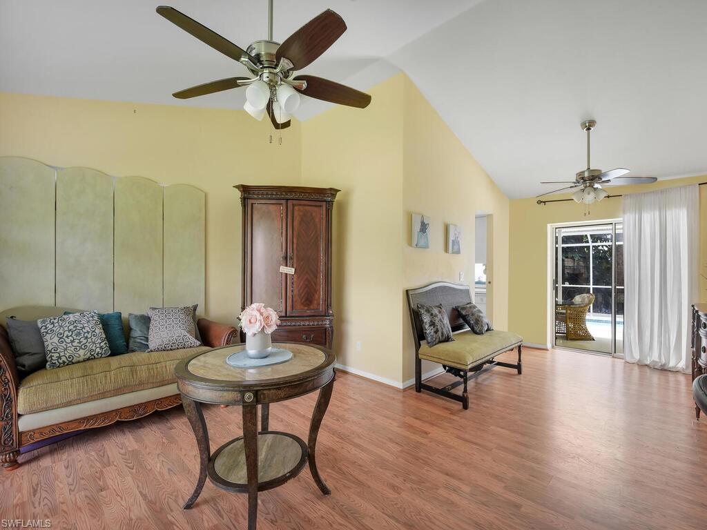 NAPLES TWIN LAKES - Residential