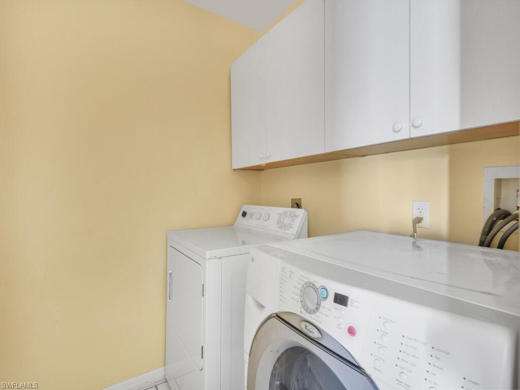 NAPLES TWIN LAKES - Residential