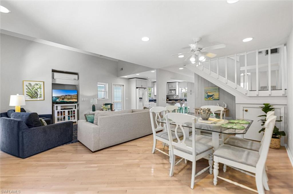 SUNSET CAPTIVA - Residential