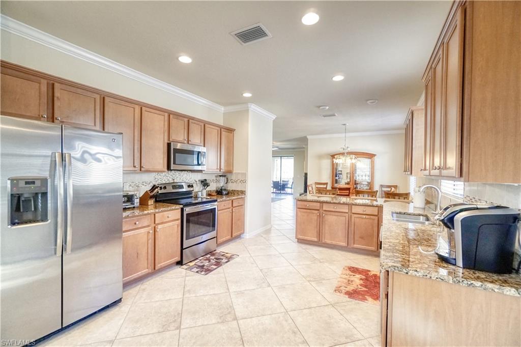 REFLECTION ISLES - Residential