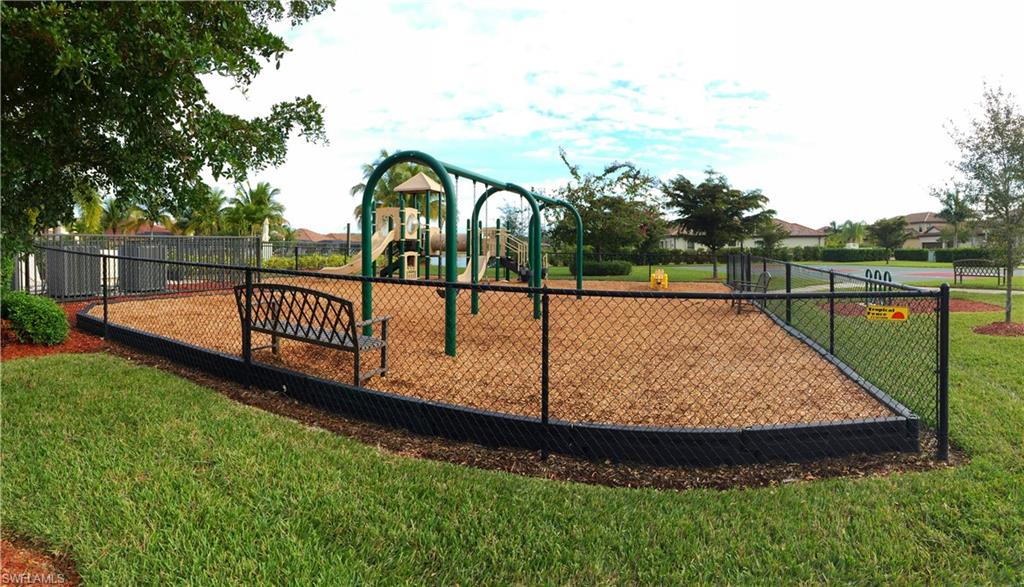 REFLECTION ISLES - Residential