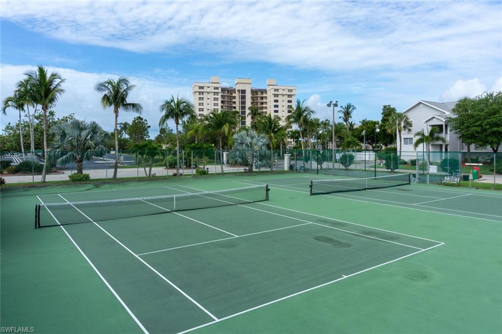 BOARDWALK CAPER - Residential