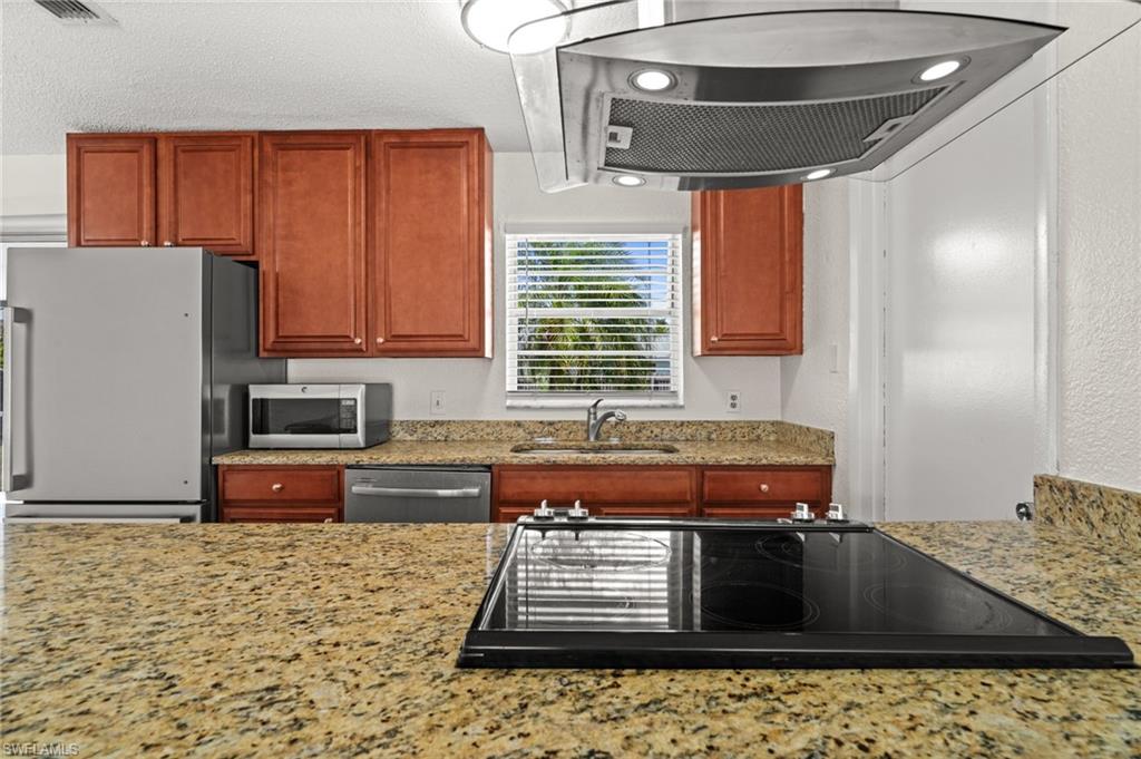 SAN CARLOS PARK - Residential