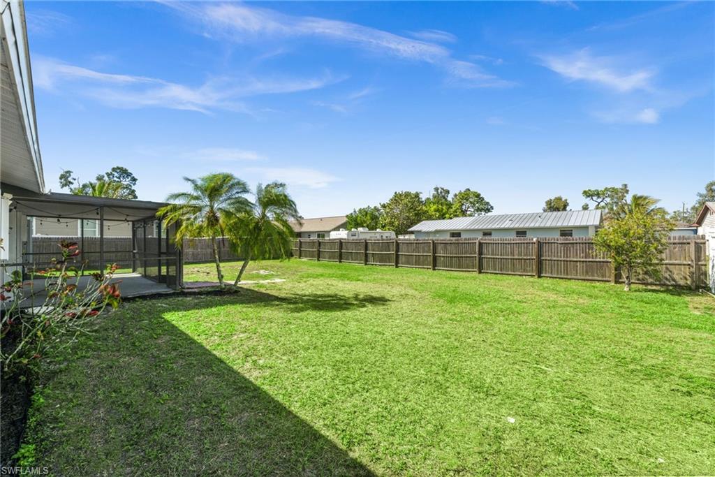 SAN CARLOS PARK - Residential