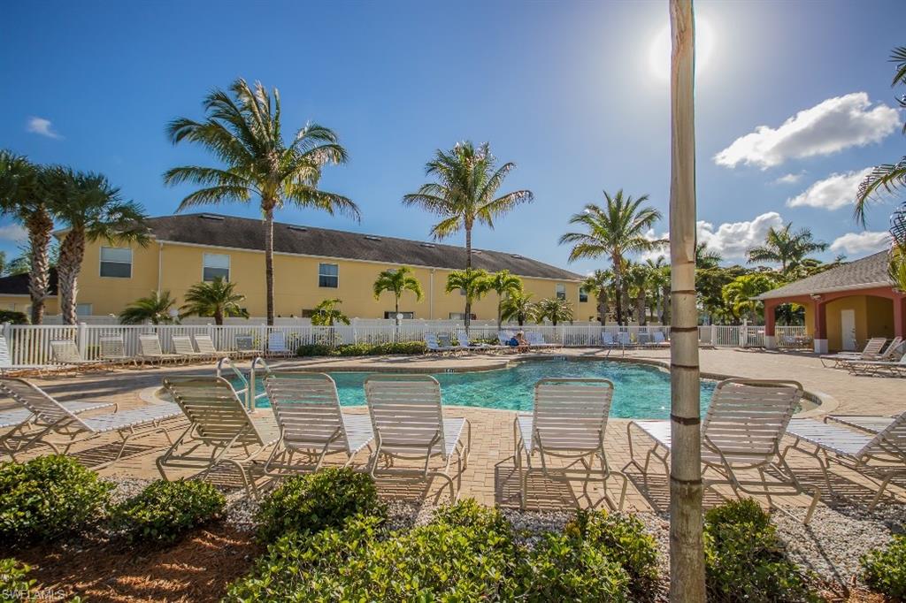 FOREST LAKE TOWNHOMES - Residential