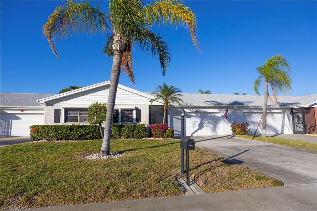 Photo of 1513 Edgewater CIR, FORT MYERS, FL 33919 (MLS # 226018216)