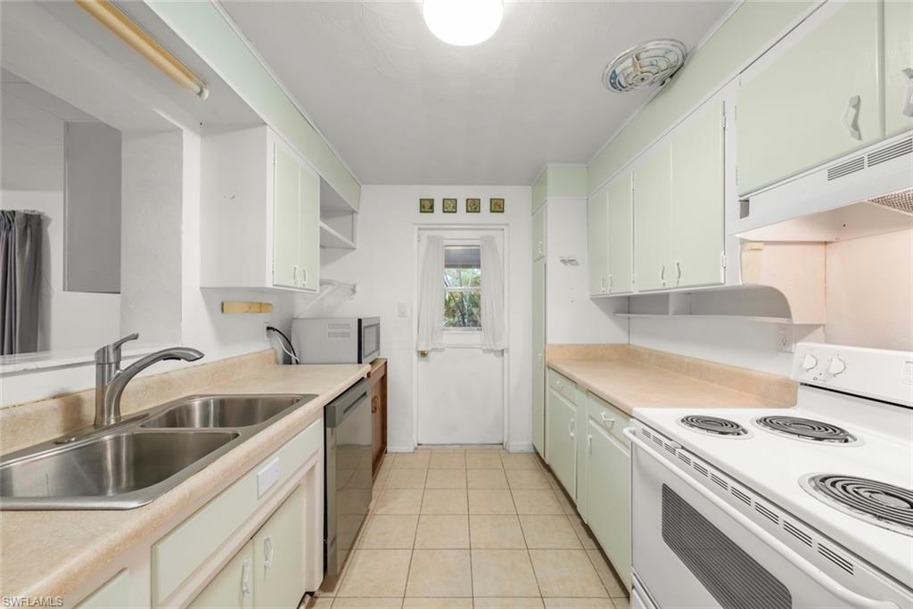 Fort Myers Villas - Residential