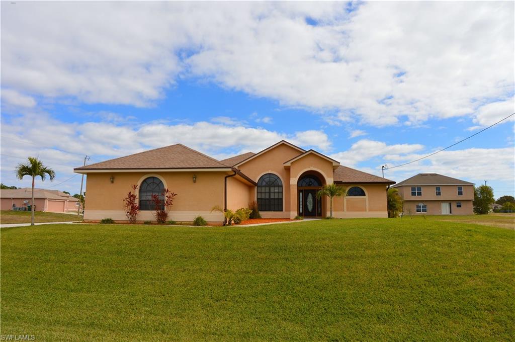 CAPE CORAL - Residential