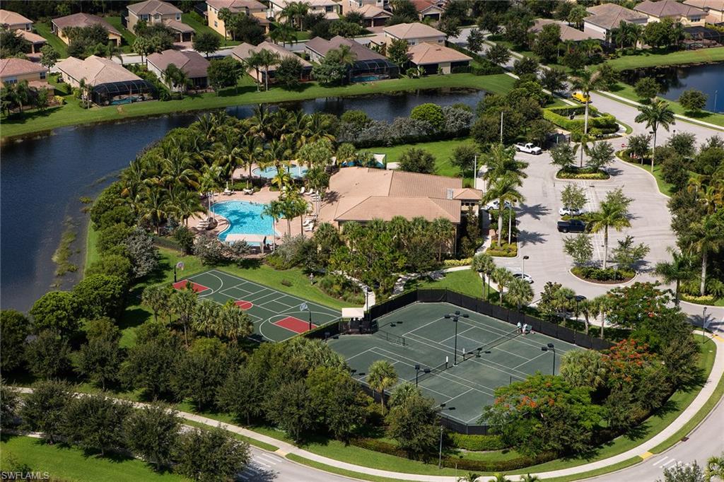 MARBELLA LAKES - Residential