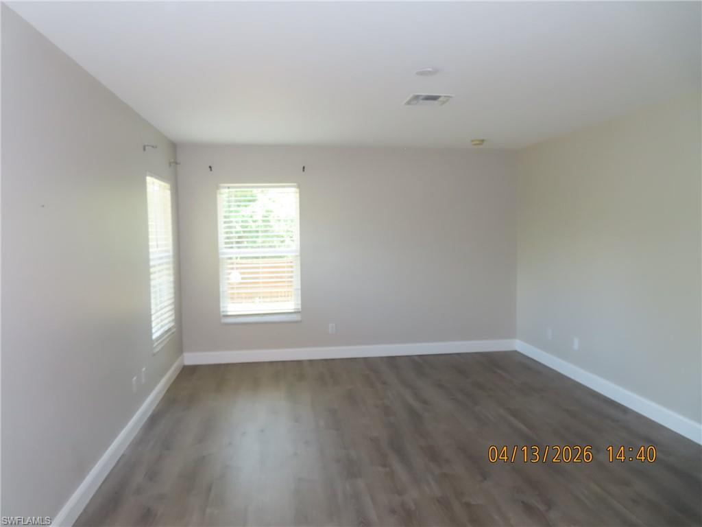 MIRROR LAKES - Residential