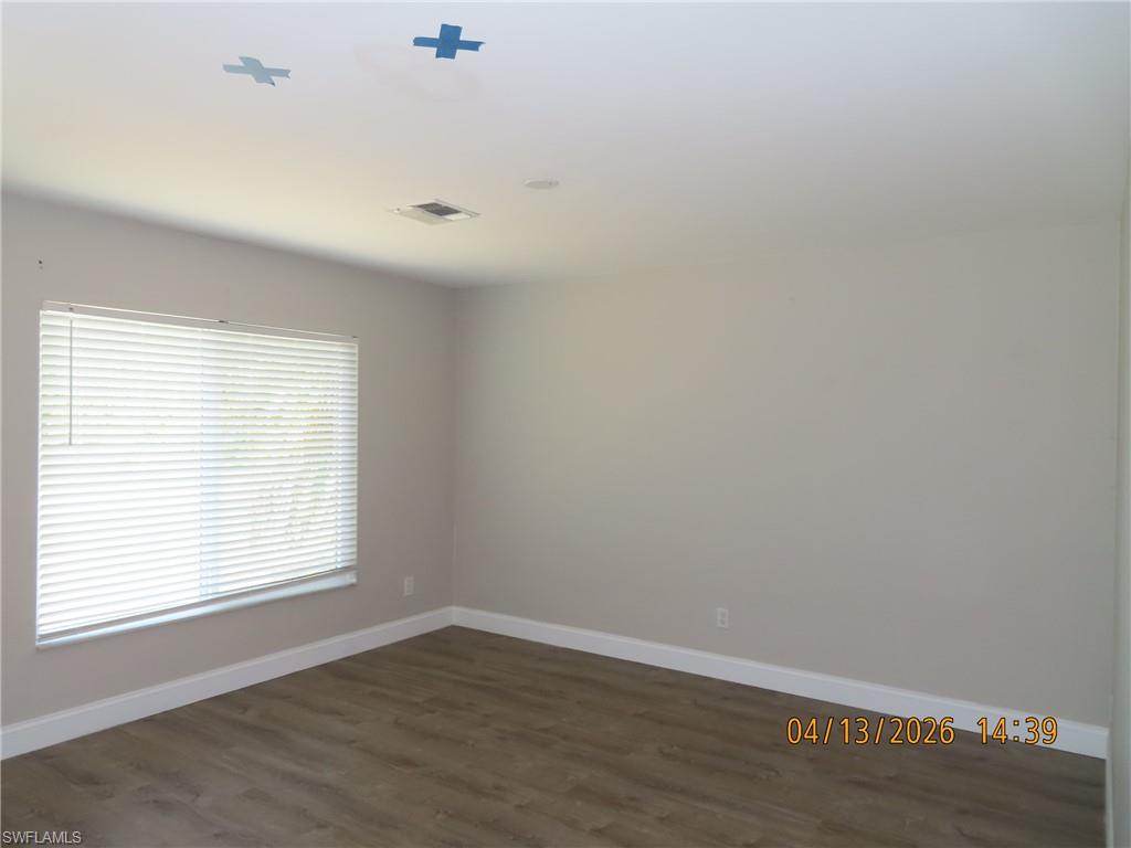 MIRROR LAKES - Residential