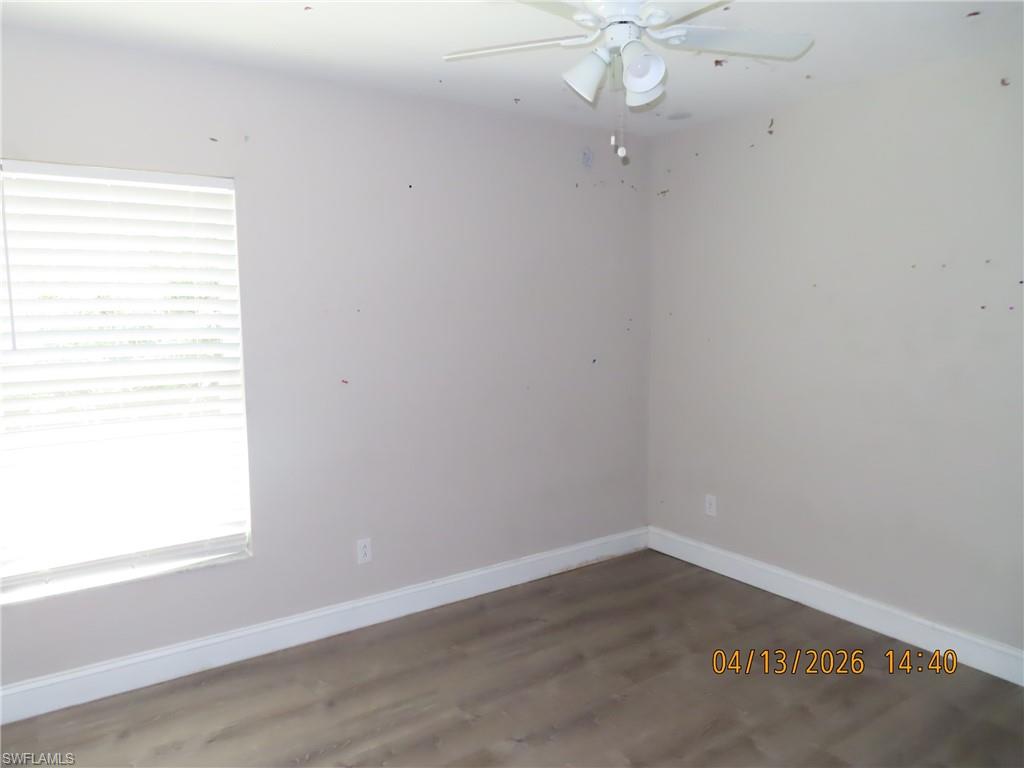 MIRROR LAKES - Residential