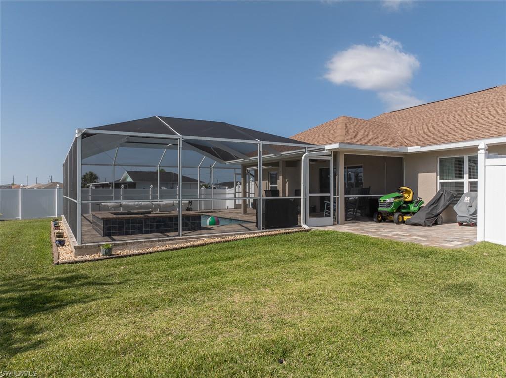 CAPE CORAL - Residential