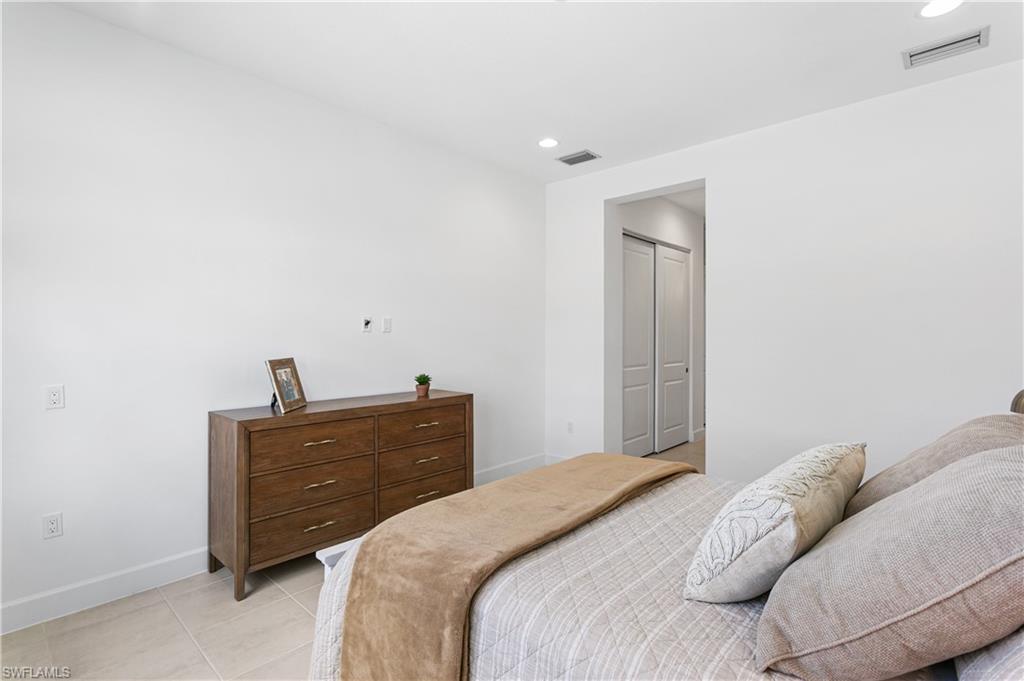 VALENCIA TRAILS - Residential