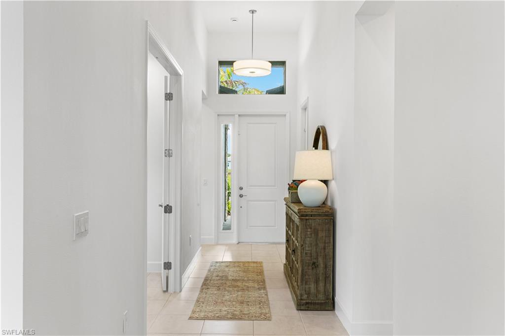 VALENCIA TRAILS - Residential