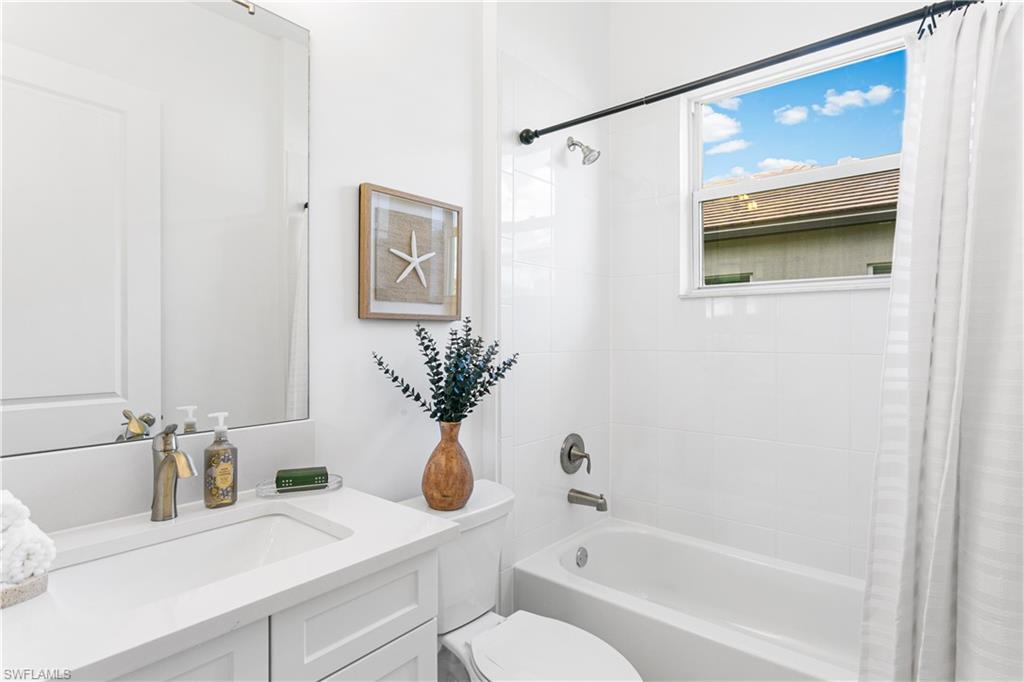 VALENCIA TRAILS - Residential