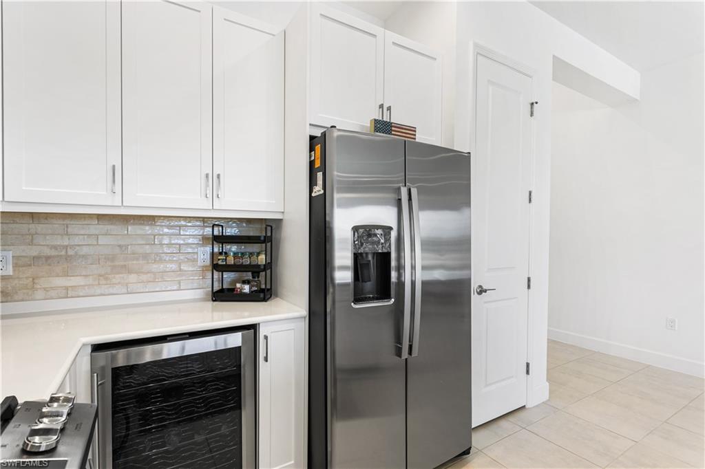 VALENCIA TRAILS - Residential