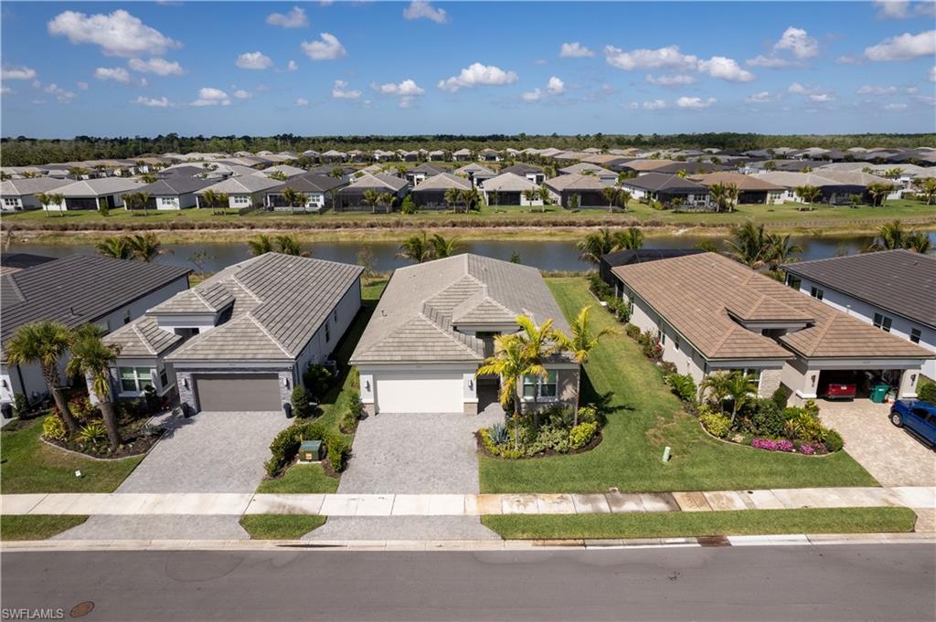 VALENCIA TRAILS - Residential