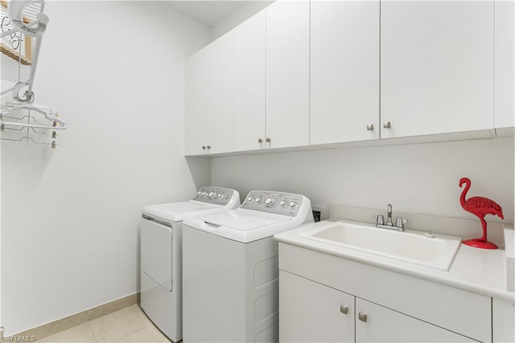 VALENCIA TRAILS - Residential