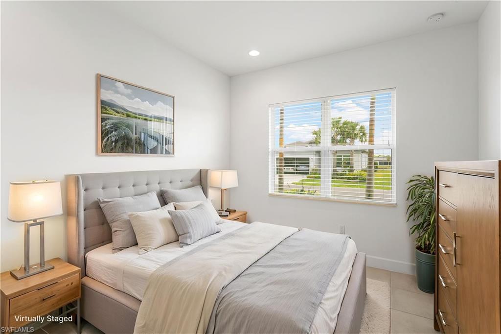 VALENCIA TRAILS - Residential