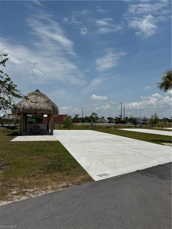 PALM BREEZE - Land