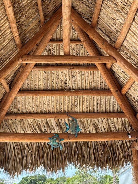PALM BREEZE - Land