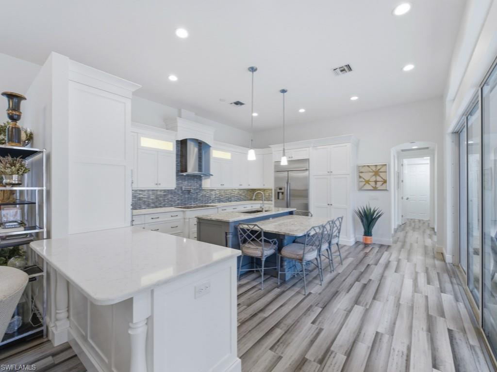 ARBOR STRAND - Residential