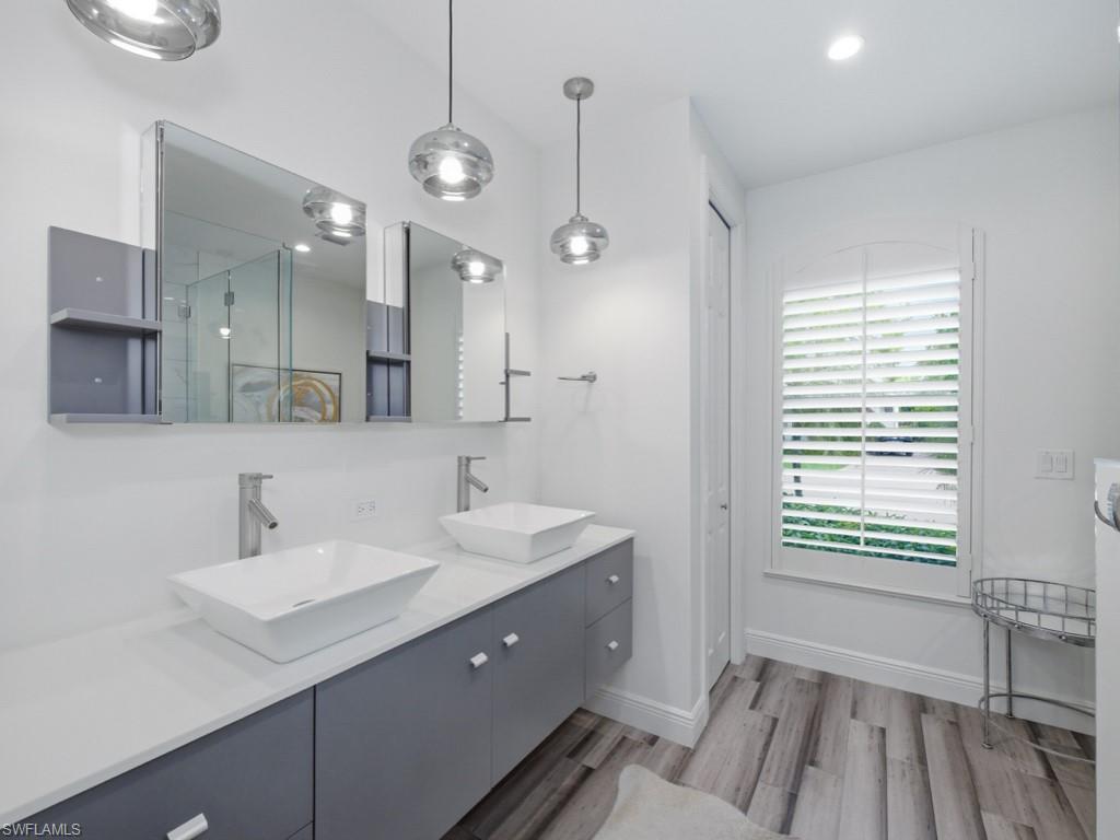 ARBOR STRAND - Residential