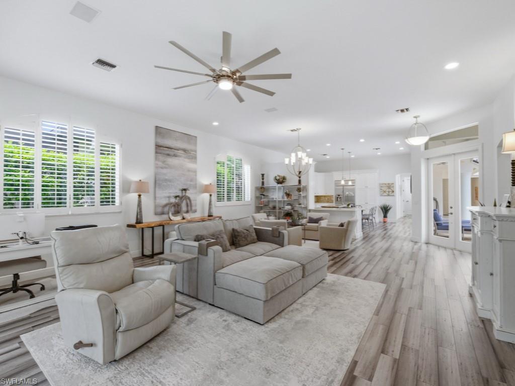 ARBOR STRAND - Residential