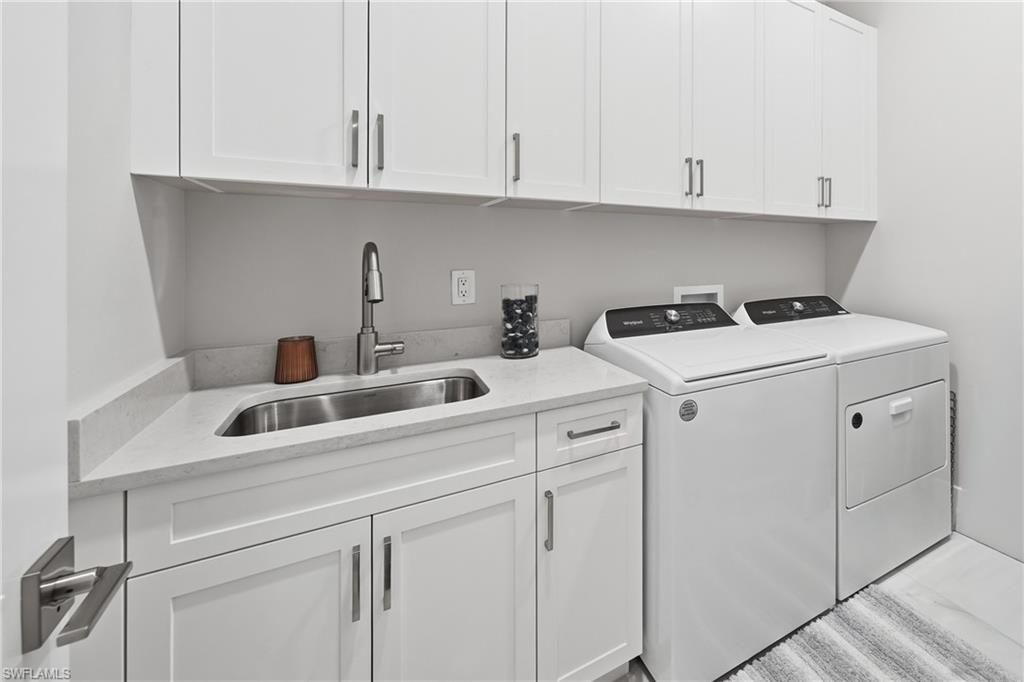 CAYMAS - Residential