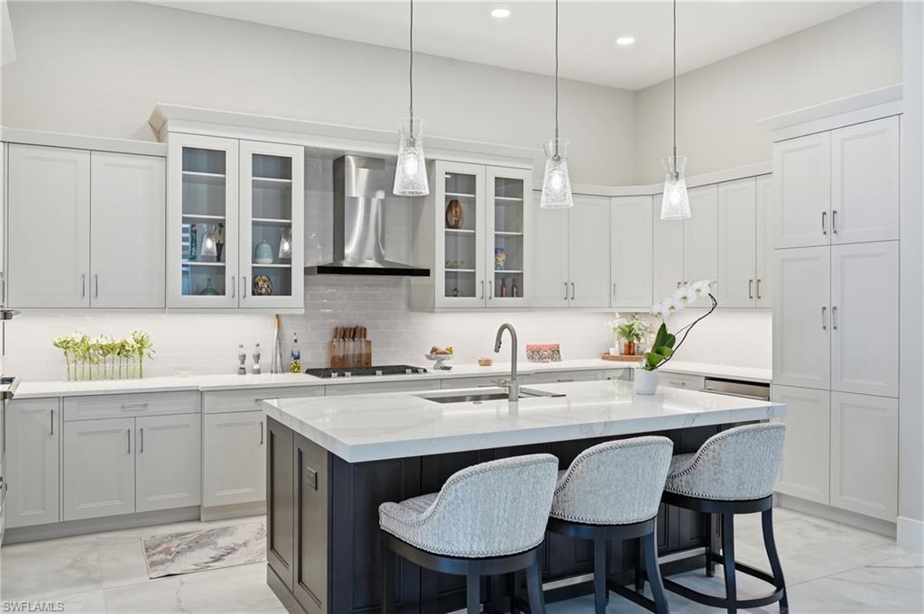 CAYMAS - Residential