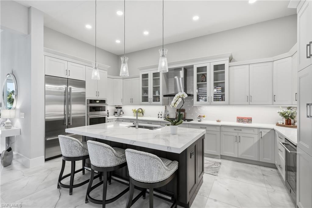 CAYMAS - Residential