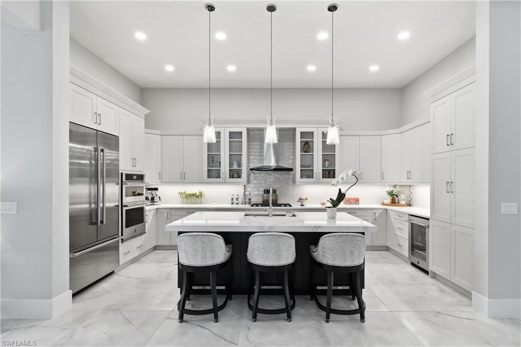 CAYMAS - Residential