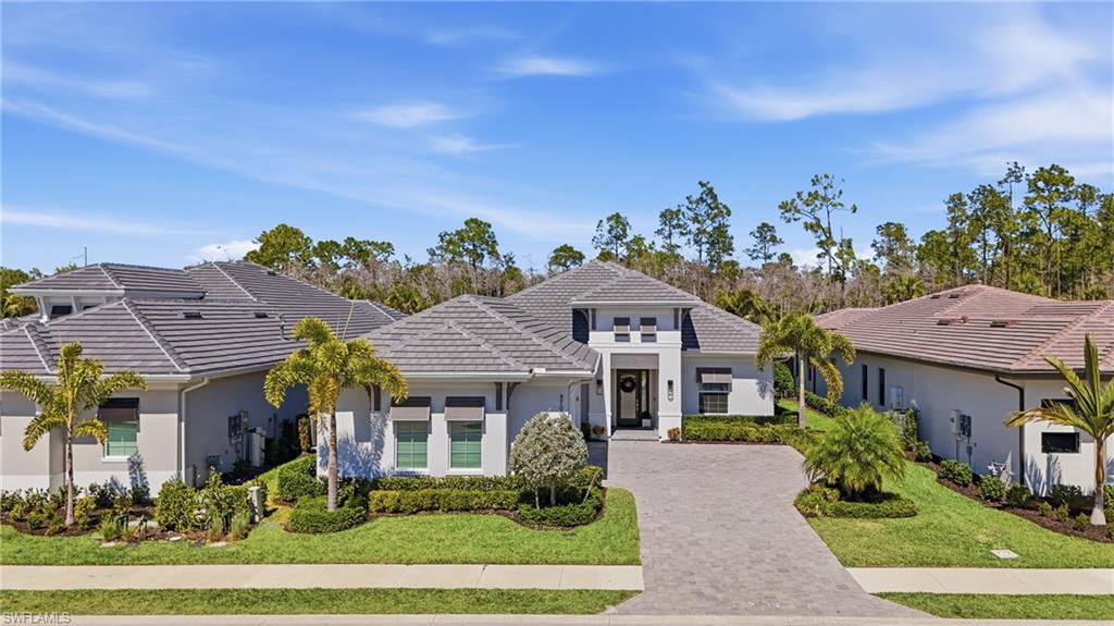 CAYMAS - Residential