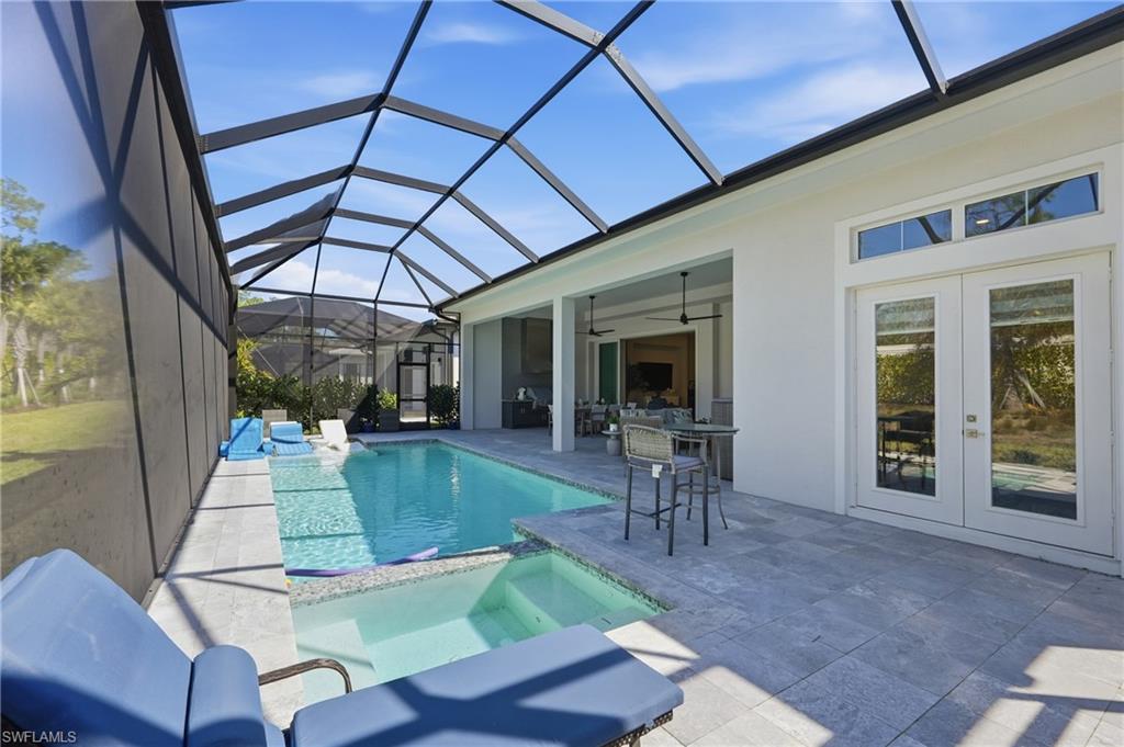 CAYMAS - Residential