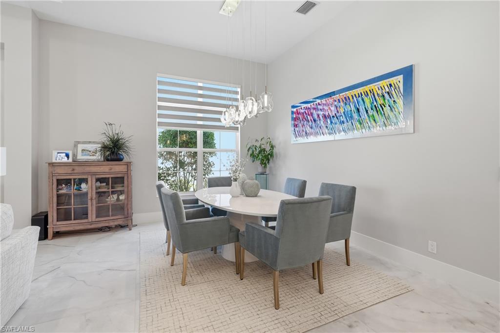 CAYMAS - Residential