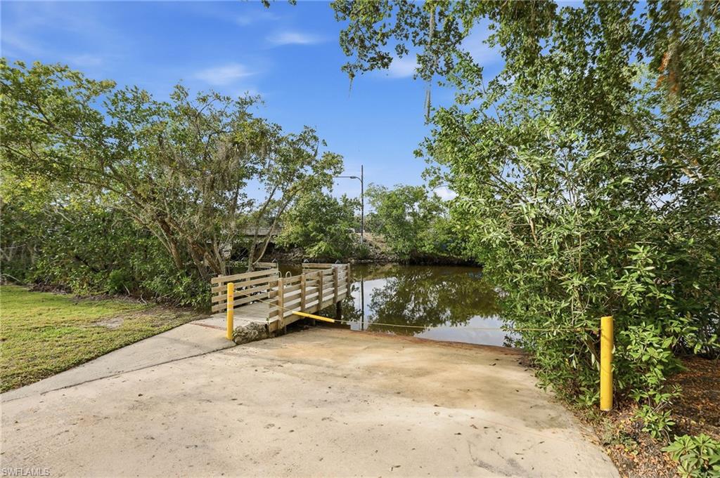 RIVERWOOD - Residential