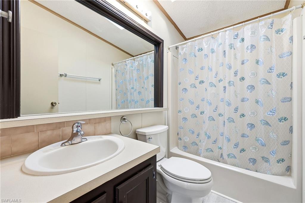 RIVERWOOD - Residential