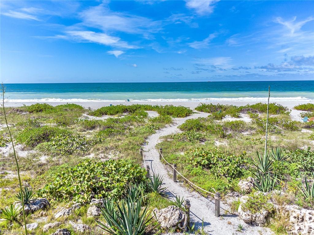 DICKEYS JOHN R SUBD - Residential