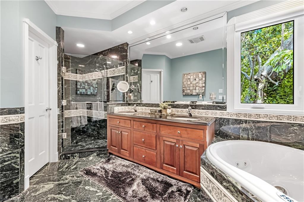 DICKEYS JOHN R SUBD - Residential