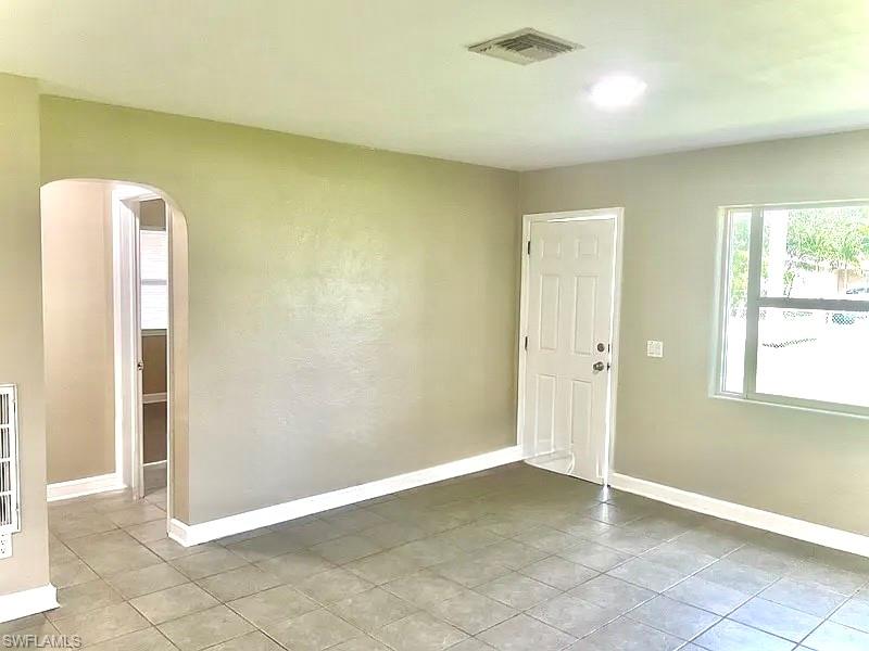 BERTS SUNNY ACRES - Residential