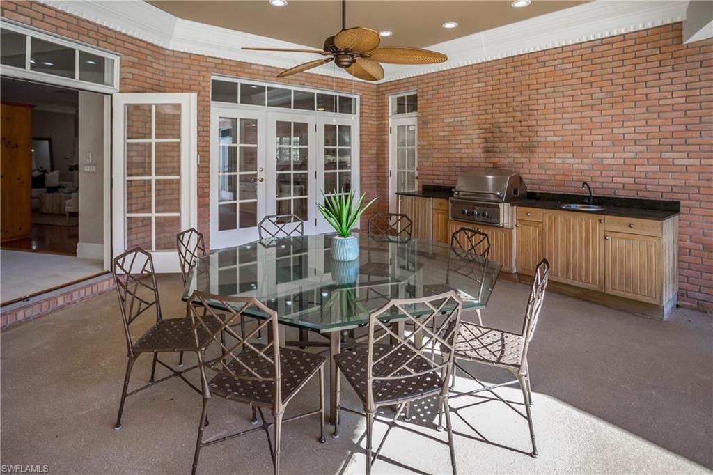 PELICAN BAY WOODS - Residential