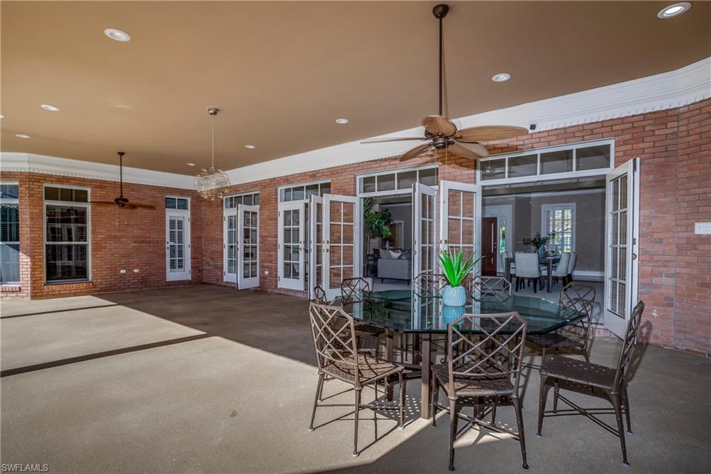 PELICAN BAY WOODS - Residential