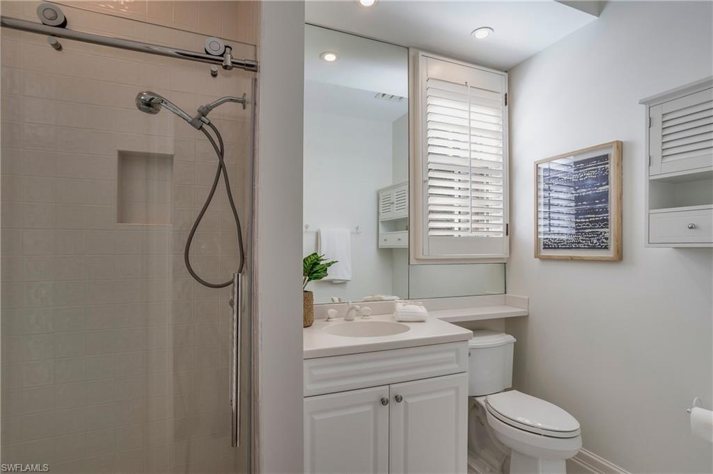 PELICAN BAY WOODS - Residential