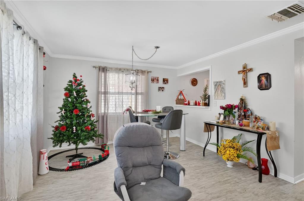 PINEWOOD CONDOMINIUM - Residential