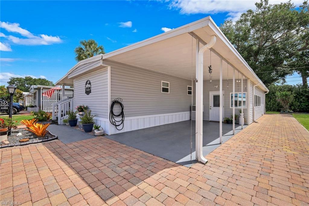 IMPERIAL BONITA ESTATES - Residential