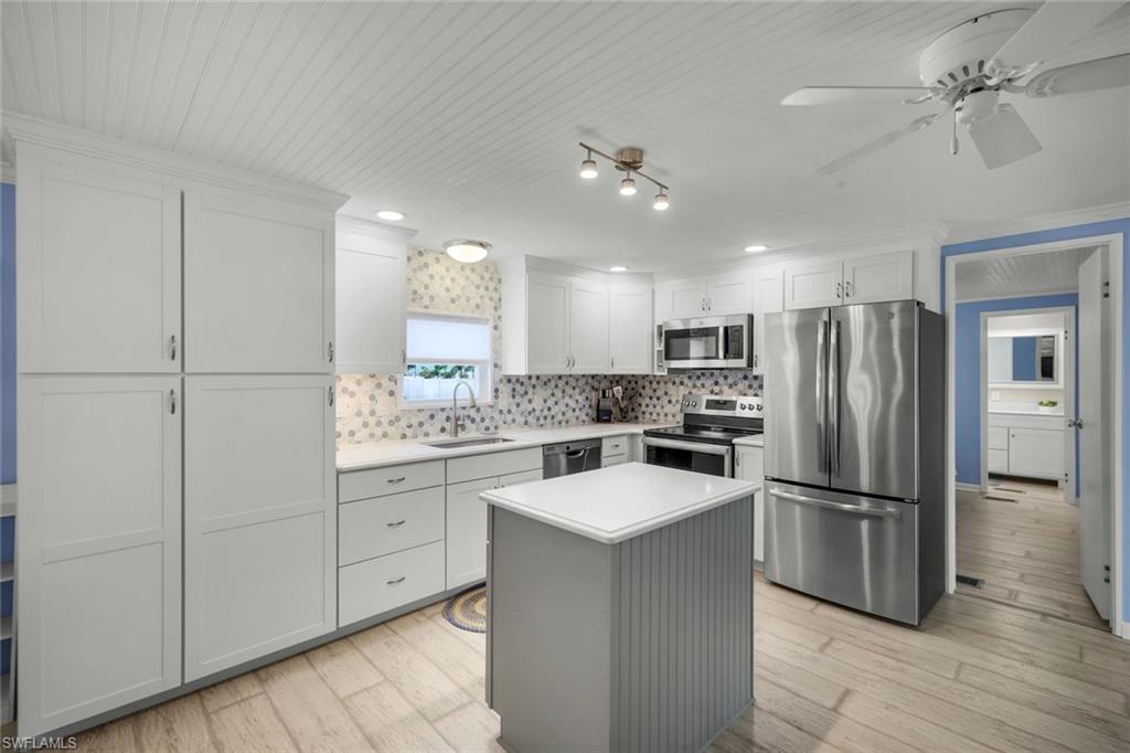 IMPERIAL BONITA ESTATES - Residential