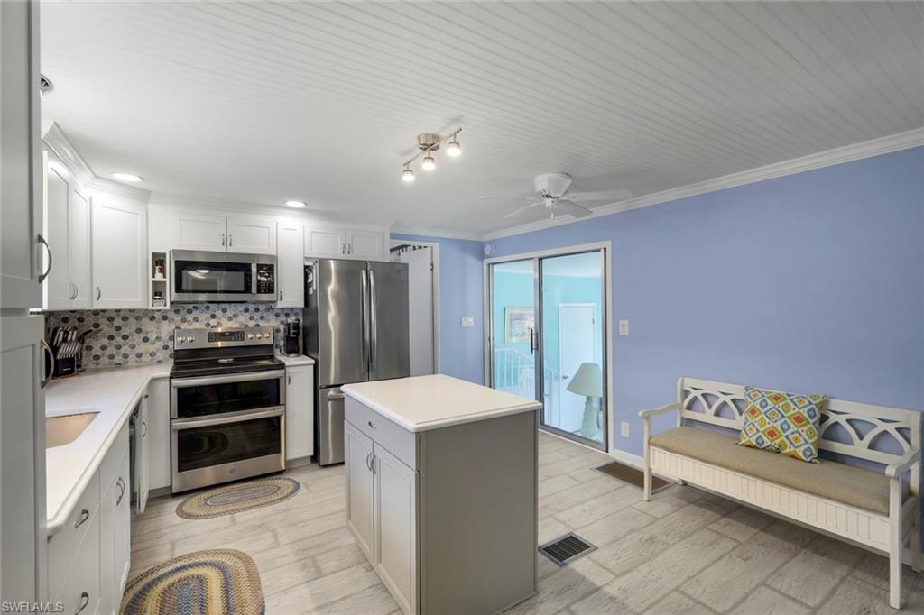 IMPERIAL BONITA ESTATES - Residential